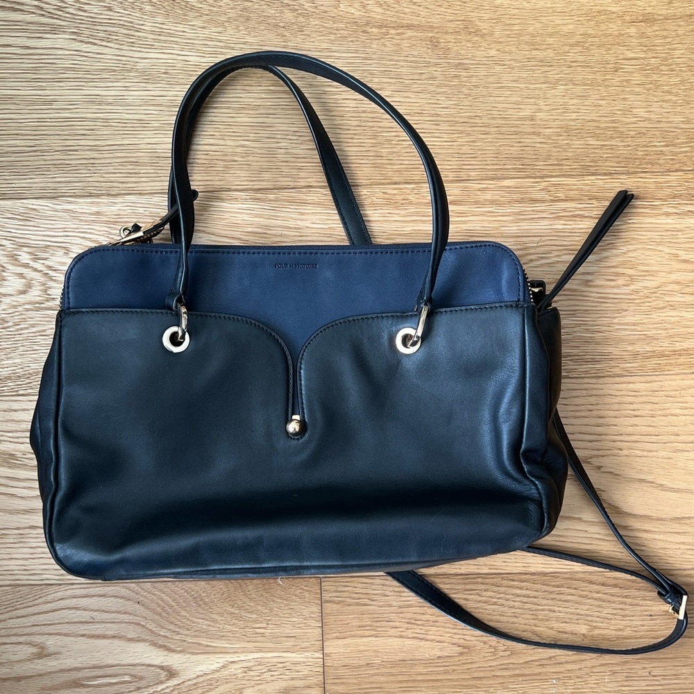 Leather Crossbody Bag / Bowling Bag from Pour La Victoire